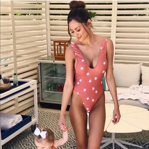 NWOT Minimale Animale Tyler Fire in Sky One Piece